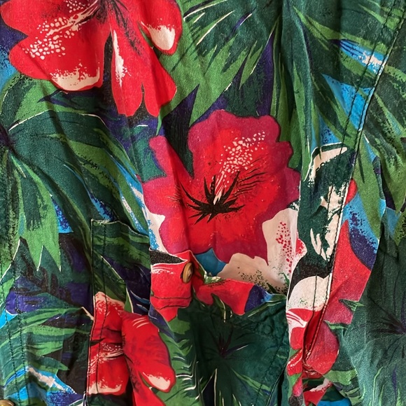 Vintage floral button up shirt - Picture 4 of 5